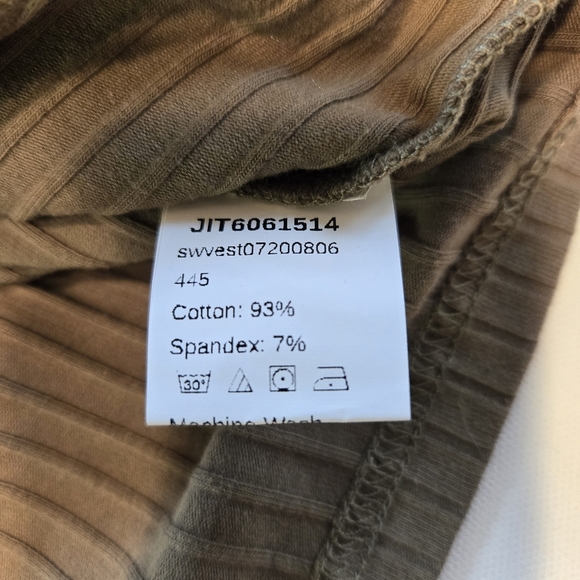 Shein Curve Olive Green Ribbed‎ Cropped Tank Top - Picture 4 of 6